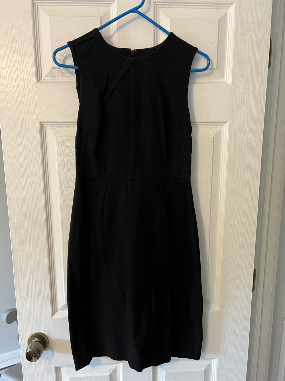 Banana Republic Black Sleeveless Midi Dress